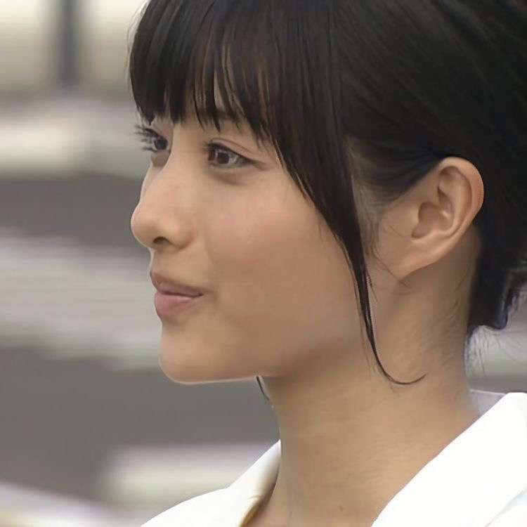 22年 石原さとみは整形 地味少女時代から美女時代までビフォーアフター トレレピ