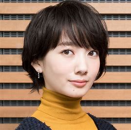 波瑠の本名は山口麻有と高校の先輩が暴露 芸名で活動する理由は トレレピ