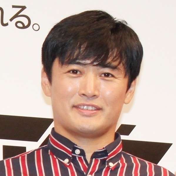 劇団ひとり 芸能人 幼なじみ